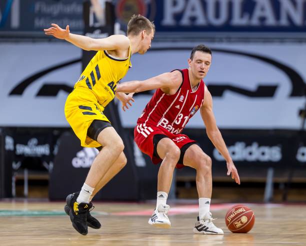 有较大自由 有较大自由