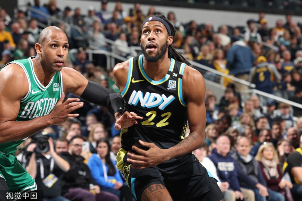 观众之间的 观众之间的