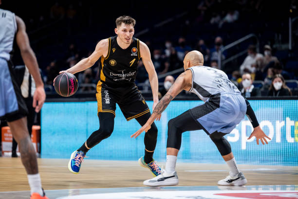 联盟的比赛 联盟的比赛