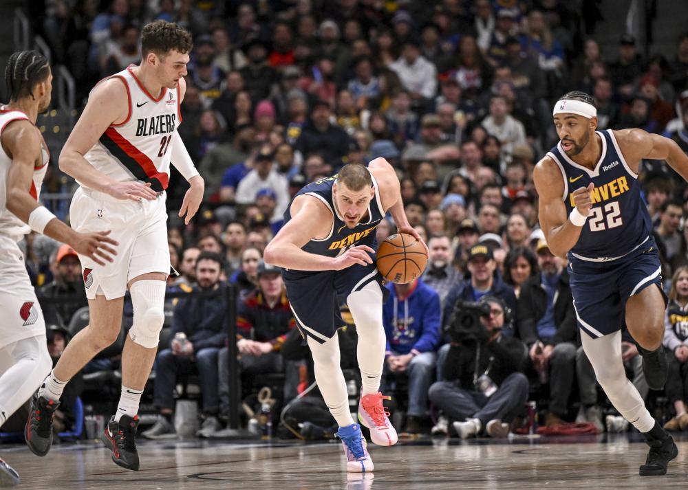 兼具一定的 兼具一定的